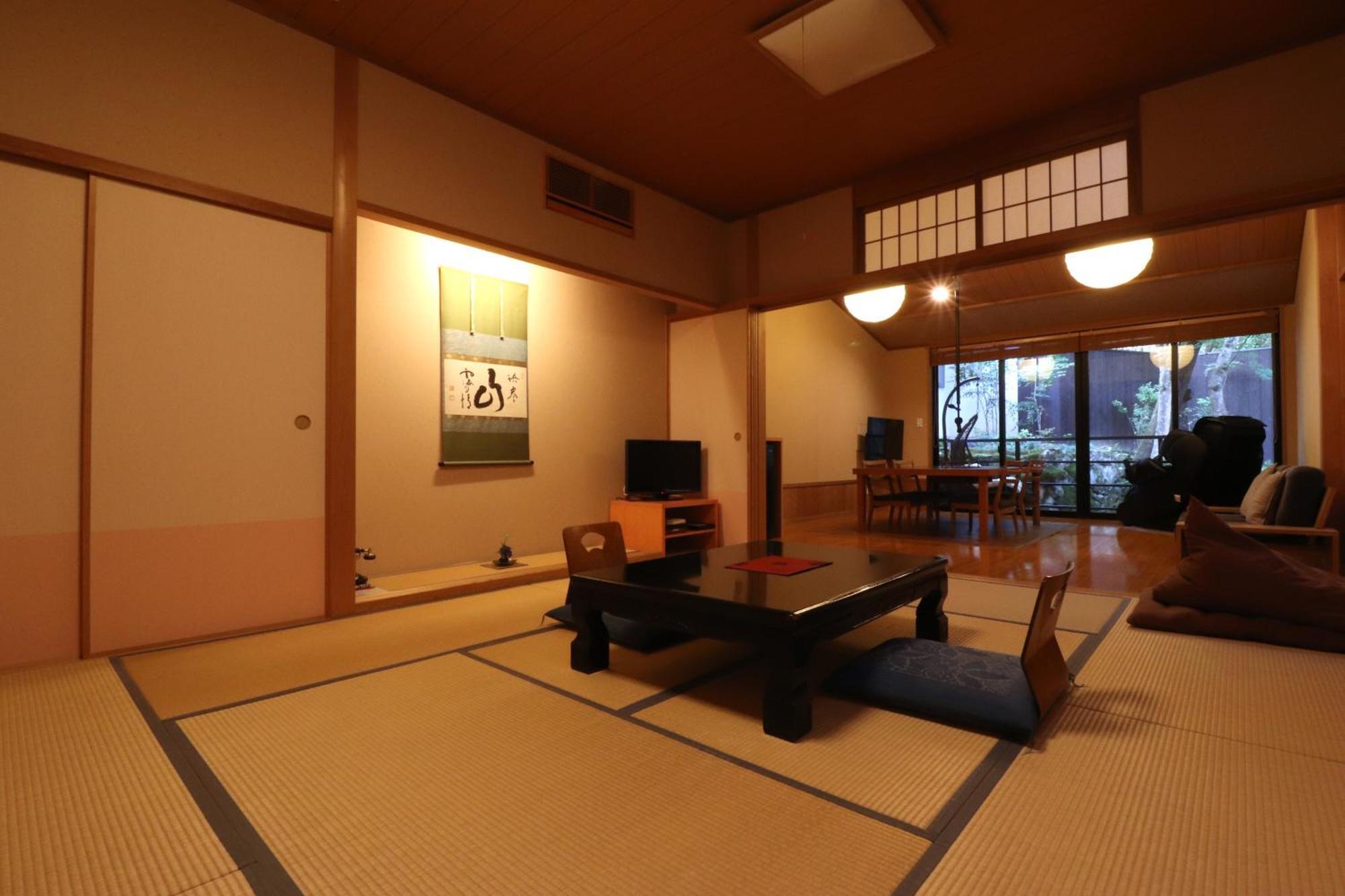 Yumoto Ueyama Ryokan هيميجي المظهر الخارجي الصورة